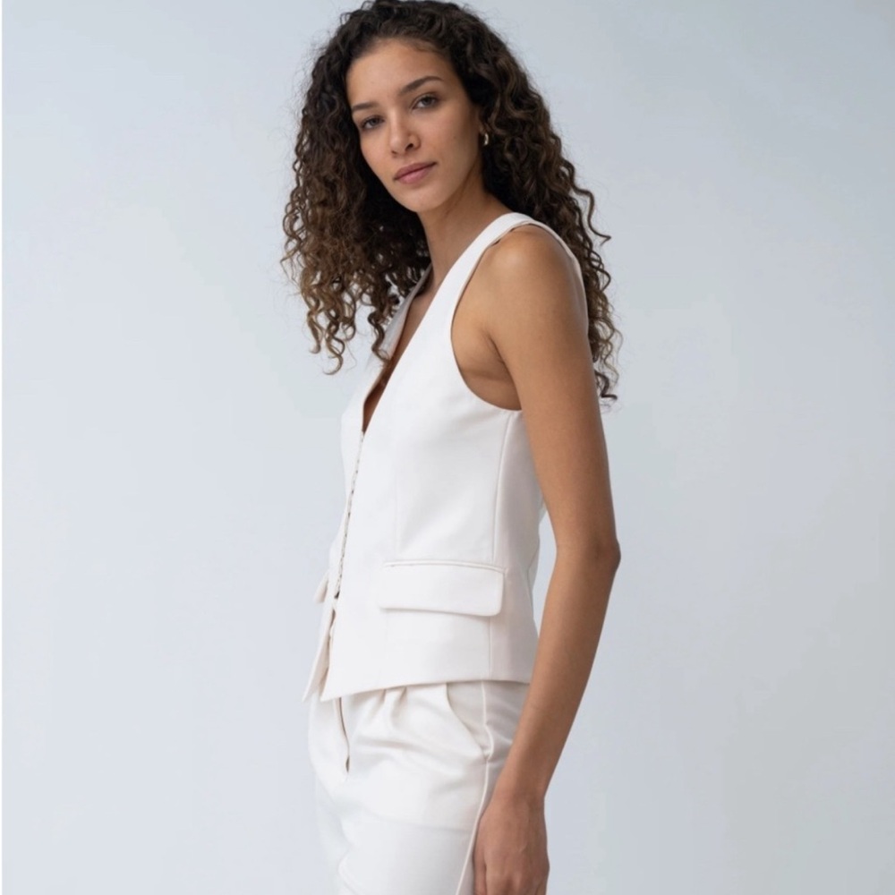 Adrienne Landau Cream Vest// Size XL